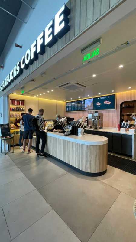 AC Starbucks Aeropuerto V 3