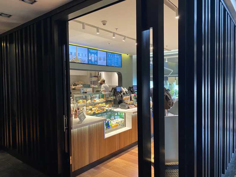 AC Starbucks Virrey 8003